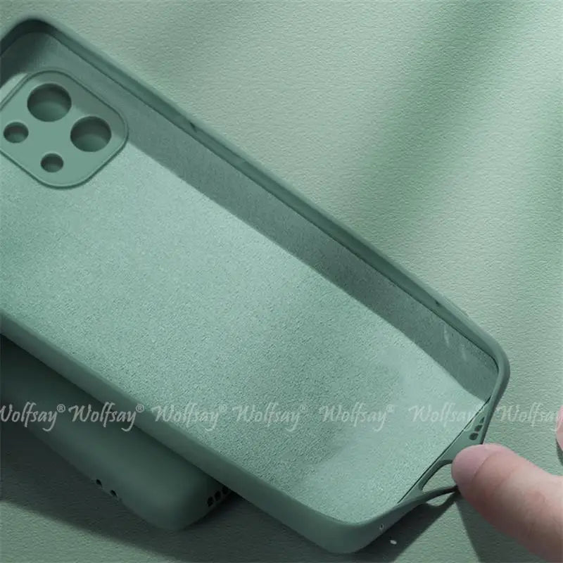 Liquid Silicone TPU iPhone Case – Plain & Protective (iPhone 17 Series/Air/Pro Max)